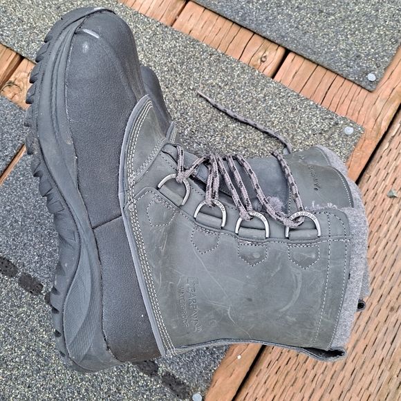 Bearpaw waterproof boots - Picture 3 of 3